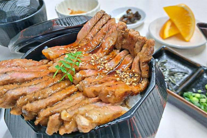 飛騨牛ひつまぶし定食